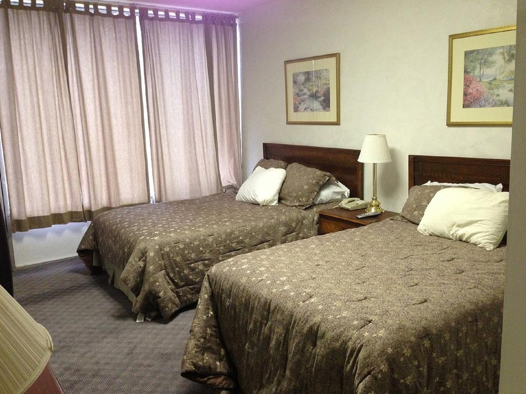 Caravan II Albergo Ню Касъл Екстериор снимка