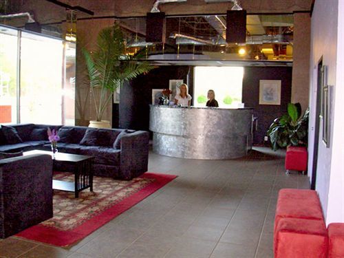 Caravan II Albergo Ню Касъл Екстериор снимка